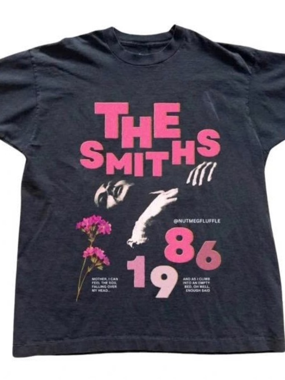 Gildan Black Short Sleeve Tee with Pink The Smiths Graphic - Picture 1 of 2